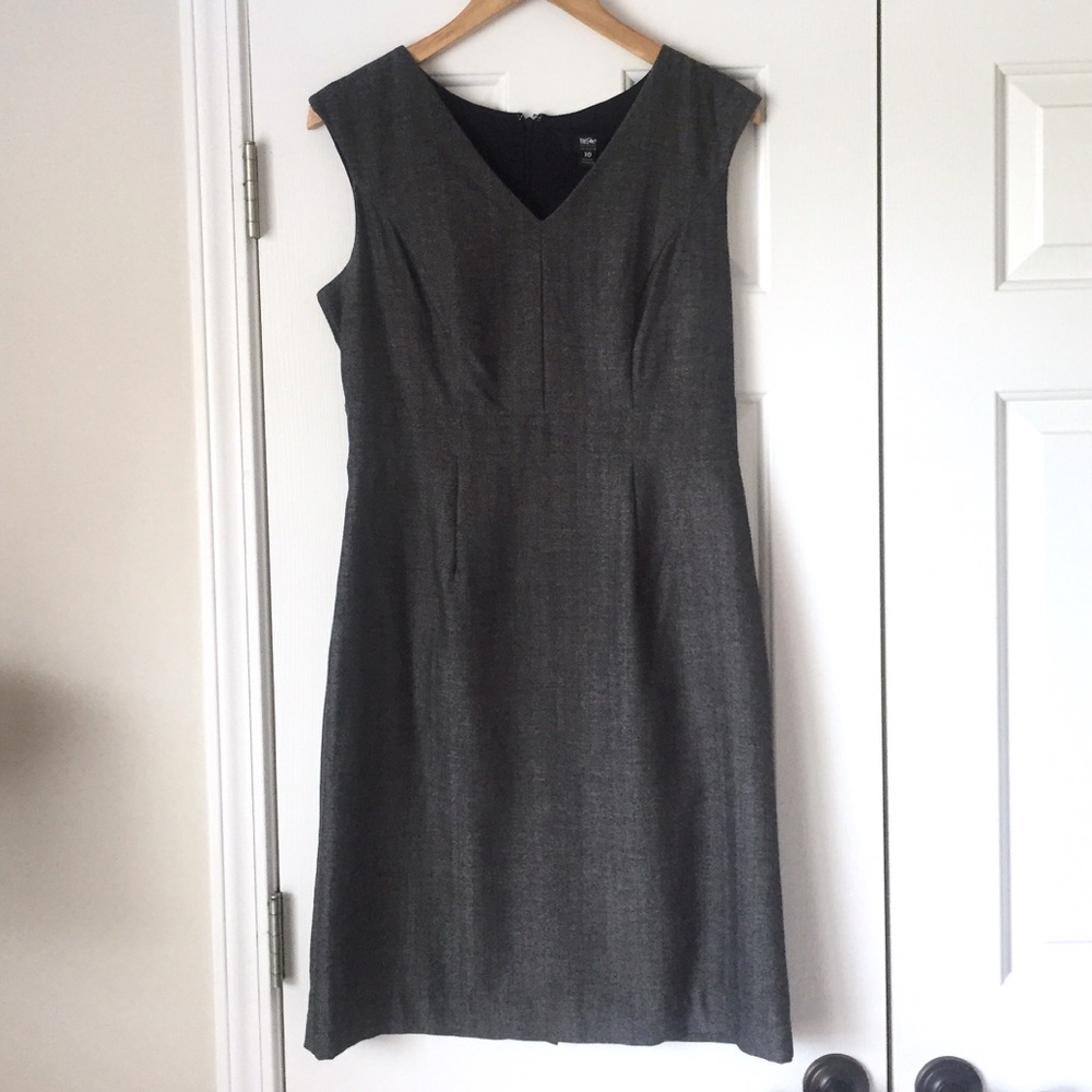 Gray cap sleeve career dress